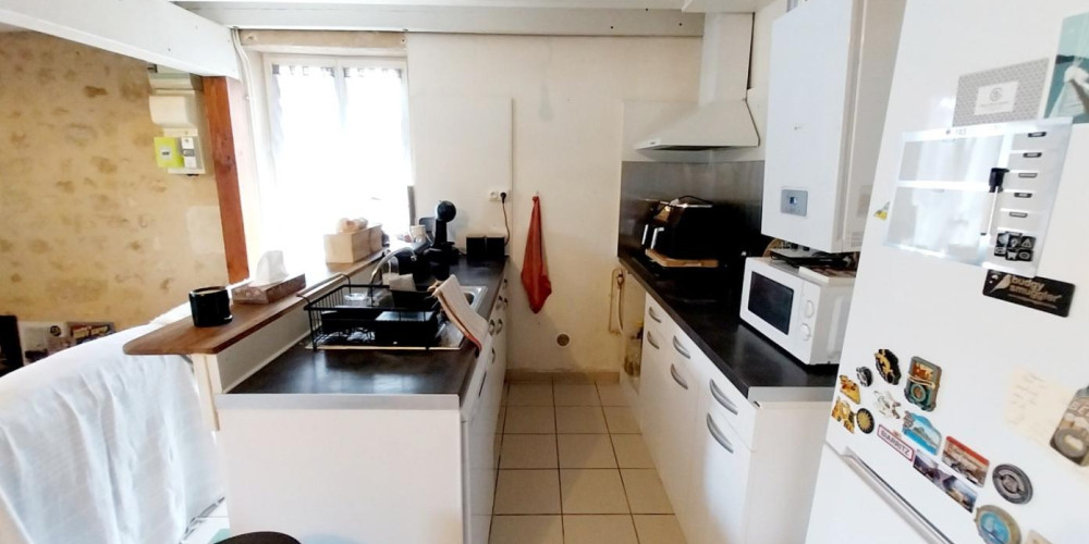 maison à LA SAUVE (33670)